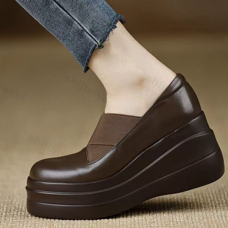 Vintage Fashion In 2025 - Zapatos individuales Vintage con Tacón de